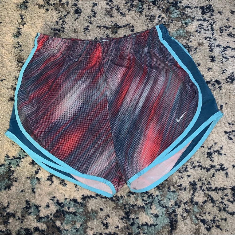 NIKE DriFit Tempo Running Shorts size medium